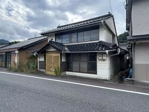 Muikkaichi, Yoshika-cho, Kanzaki-gun (Nishiki-cho Station) 2F 7SK

3,000,000 yen