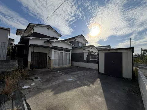 Tottori City, Hamazaka 5-chome (Koyama Station) 2-story building 3LDK