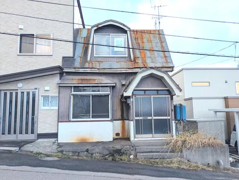 Otaru City, Wakatake-cho (Otaru Chikko Station) 2-story 3LDK