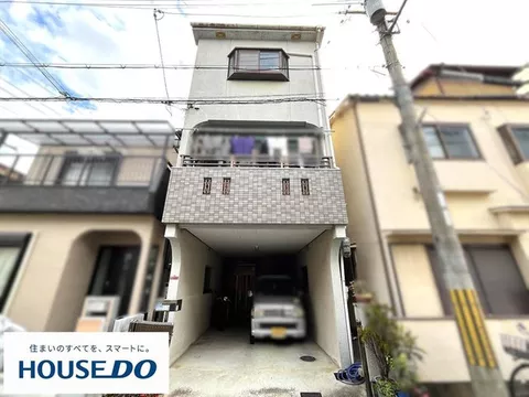 ■Family-type layout 4LDK♪■One high-roof vehicle can be parked♪