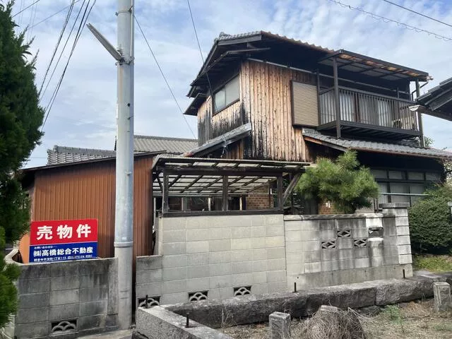 Kanonji City, Toyohama Town, Himehama (Toyohama Station) 2-story building 7DK