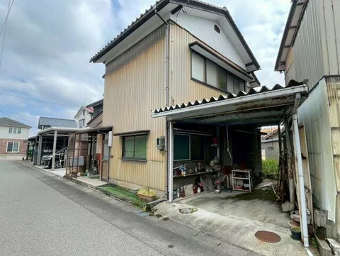 Fukui City, Kita Yotsui Town (Echizen Kaihatsu Station) 2-story building 6SDK