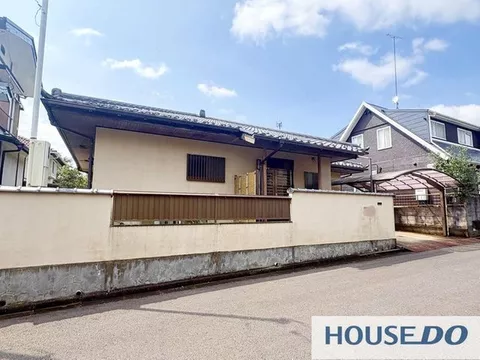 10-minute walk to Nagaoka Elementary School! 15-minute walk to the supermarket! Used single-story 2LDK house
