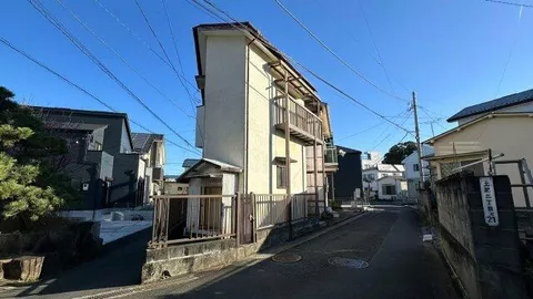 2F 1DK in Kadokawa, Yugawara-cho, Ashigarashita-gun, Kanagawa (Yugawara Sta.)

1DK 1,500,000 yen