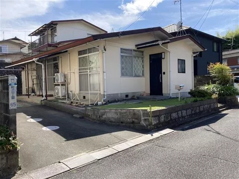Iwakuni City, Monzen Town 2-chome (Minami Iwakuni Station), 1-story, 2LDK