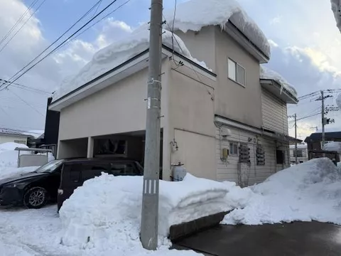 3-chome, Myoumi-shi, Aomori-shi (Tsutsui Sta.) 2F 5DK

4 million yen