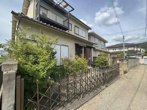 Ikoma-gun Heguri-cho Yoshishin 3-chome (Heguri Station) 2-story 5LDK