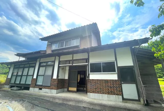 Yazu County, Yazu Town, Mitsuki Naka (Hayabusa Station), 2-story, 5DK
