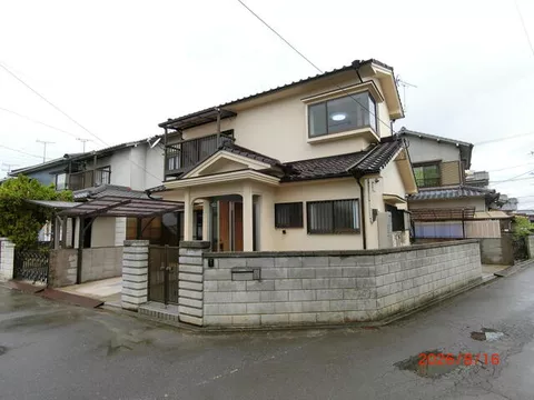 Takamatsu City, Yura Town (Ikedo Station) 2-story building 4LDK