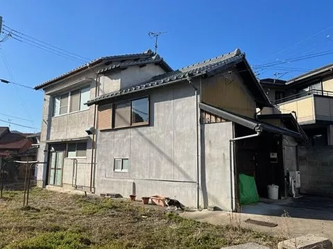Used single-family home in Fukuzaki Town, Mada - Owner change property - Gross yield 15.2%