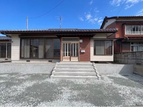Smart renovation at a reduced price! Japanese-style 4DK single-story house [Delivery in current condition] - Image 1