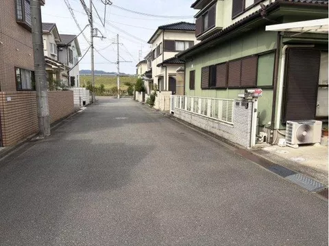 Year 3 of Reiwa: Unit bath and washstand replacement, regular car parking for 2 cars OK - Image 3