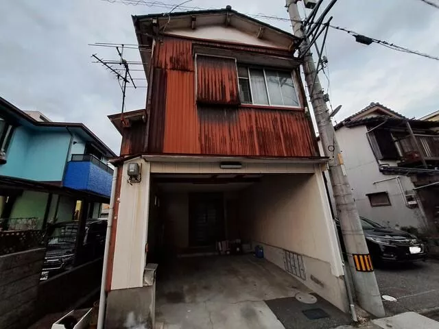 Kochi City, Sakurai-cho 2-chome (Boei-cho Station) 2-story building 4DK