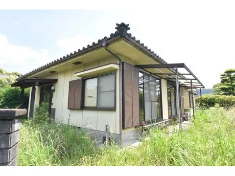 Togo 1, Hayato Town, 9.8 million yen
