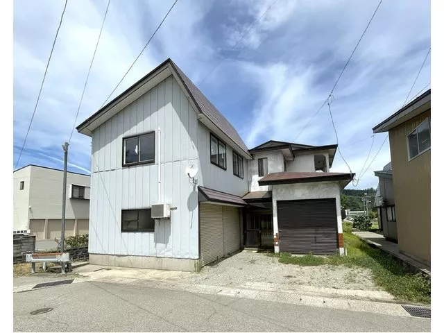 Magaribuchi, Nanokamachi, Yajima Town (Yajima Station) 2.5 million yen