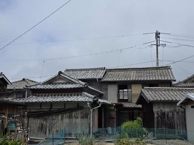 Kumage-gun Kamigoseki-cho Oaza Muratsu (Yanai Station) 2-story building 8DK
