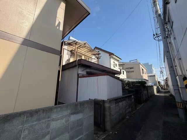 Tokushima-shi, Tokushima Shin-nanfukushima 1-chome (Awa-Tonda Sta.) 2F 4DK

2.5 million yen