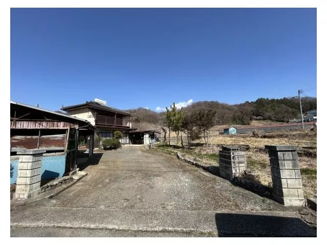 [Landslide Disaster Caution Area] South-facing, well-lit 2-story 5SDK with public water and sewage