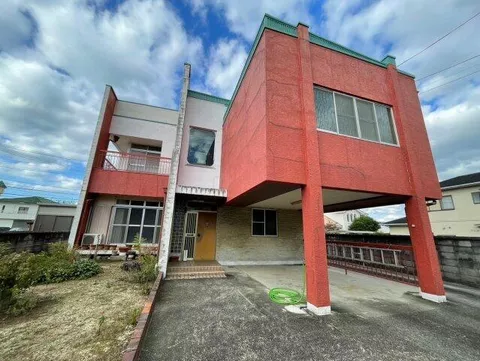 Hoshibaracho, Niihama-shi (Niihama Station) 2F 6LDK

5,000,000 yen