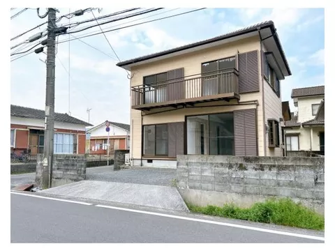 [Open House Held] Interior Renovated / Move-in Ready / New Earthquake Resistance Compliance / Water Facilities Replaced / Parking for 2