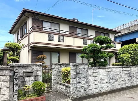 Used single-family home, 2-minute walk from Hiroshima ramp by bus