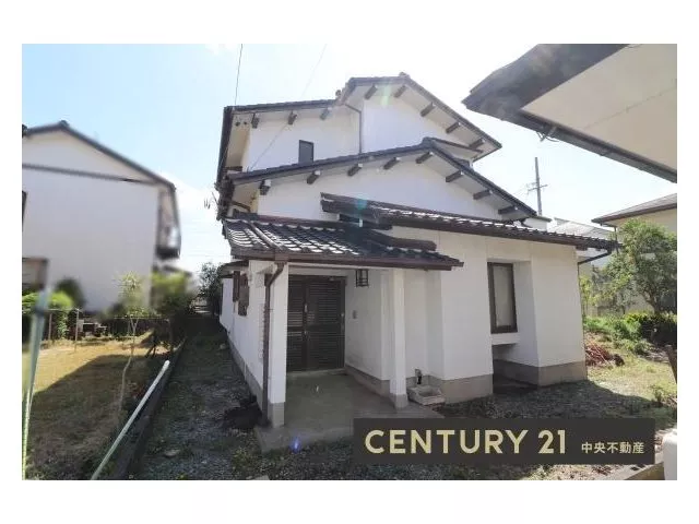 [Property sold by our company] Used house where reconstruction is not possible!