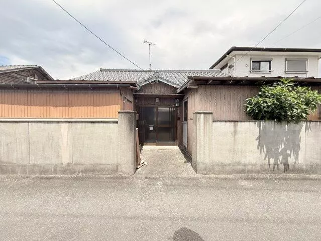 Iizuka City, Komakusa (Iizuka Station) Single-story 5SLK