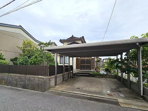 Used single-family home, 8 minutes on foot from Shogawaguchi Station, Manyosen