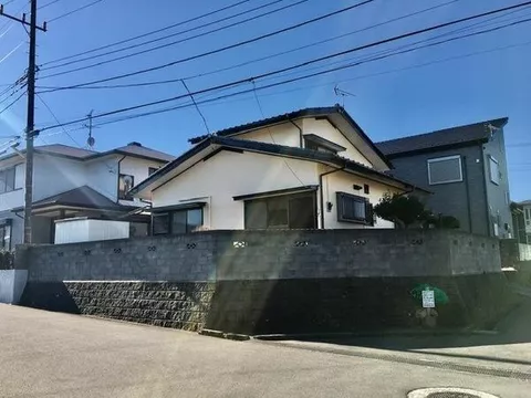 Hitachinaka City Nakane (Kaname Station) two-story building 3LDK