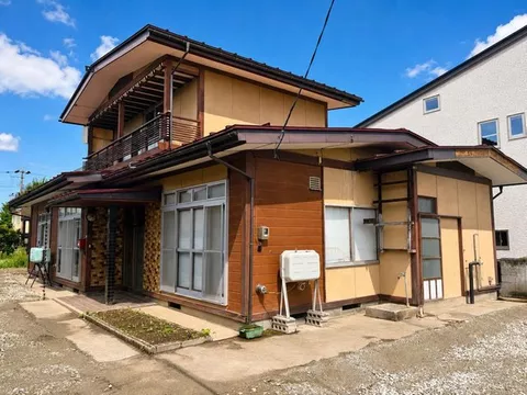 14 minutes on foot to Sagae Station! Over 130 tsubo of land allows you to enjoy hobbies in the garden!