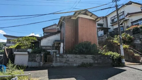 2-story, 5K in Suehiro-cho, Yahatan Higashi Ward, Kitakyushu City (Space World Station)