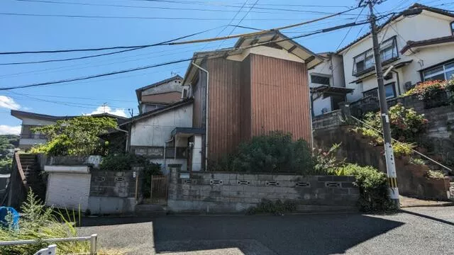 2-story, 5K in Suehiro-cho, Yahatan Higashi Ward, Kitakyushu City (Space World Station)
