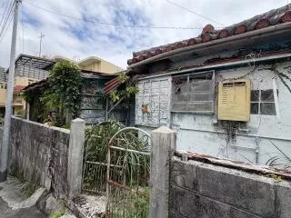 Naha City, Azan, (Miebashi Station) Single-story building 3DK