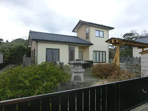 Used single-family home bus get off at Yajima Park 3 minutes on foot