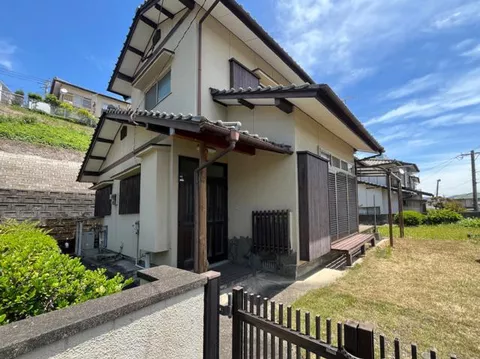Oita City, Kokubu Shinmachi (Bungo Kokubu Station) 2-story building 4DK