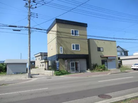 Harabetsu 1-chome, Aomori-shi, Aomori (Yatamae station) 3F 3LDK

3,500,000 yen
