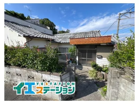 Used house in the Nishi-Oita area♪ About a 5-minute walk to Nishi-Oita Station, a location with good transportation convenience♪