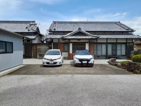 Konan City, Yoshikawa Town, Yoshihara (Yoshikawa Station) Single-story building 6SLDK