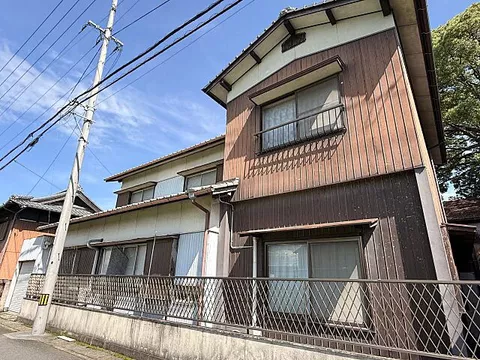 Used single-family home, JR Yosan Line, Sanuki Shioya Station, 6 minutes on foot