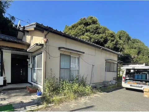 [Owner change property] Surface yield approximately 13.7%