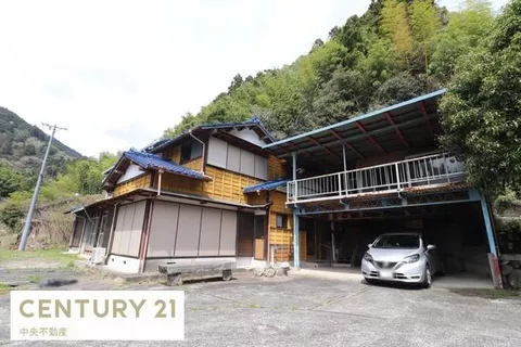 Nakakawachi, Shimizu-ku, Shizuoka City (Kouzu Station) 2-story building 10DK