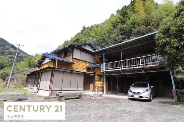 Nakakawachi, Shimizu-ku, Shizuoka City (Kouzu Station) 2-story building 10DK