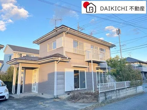 Southeast corner lot, good sunlight and ventilation! Renovation history mainly in water areas!