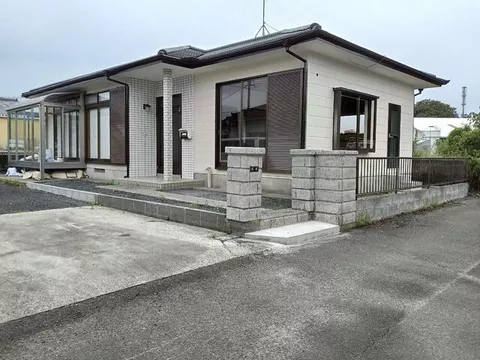 Kobayashi City Hosono (Kobayashi Station) single-story building 3LDK