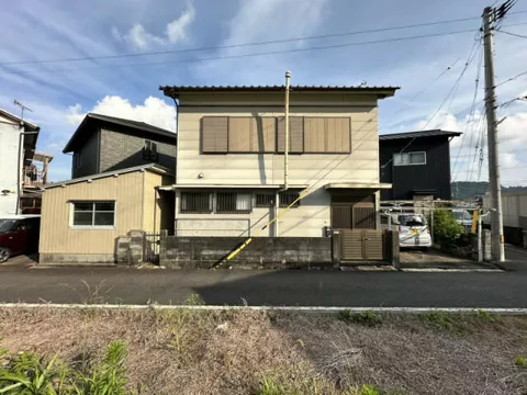 Kochi City Asakura Yokomachi (Akebonocho Station) 2-story 2LDK