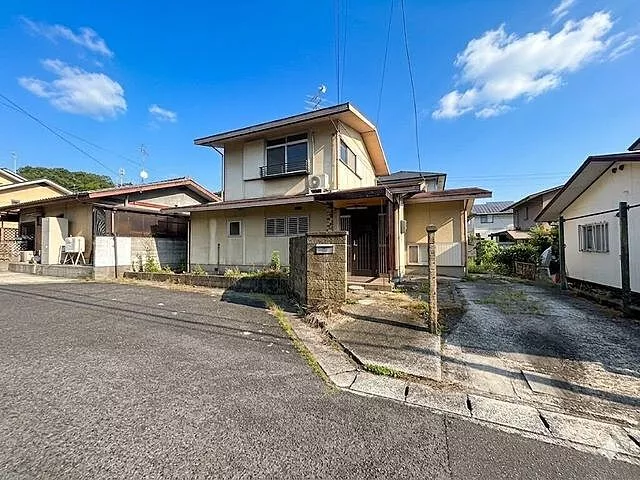 Used single-family home Used house Tokuyoshi