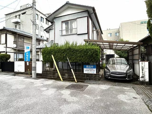 Kochi City, Kazushima 1-chome (Nishitakasue Station) 2-story 4DK