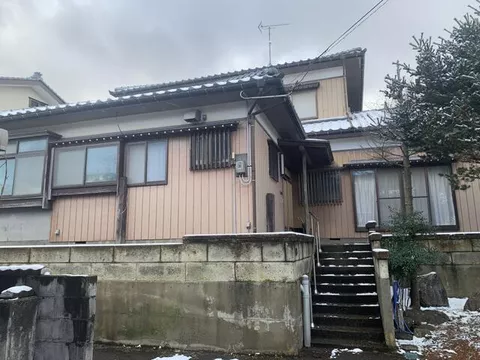 1-chome, Akiba, Niigata City, Akiba Ward (Higashi-Shin'itsu Station) 2-story 5DK