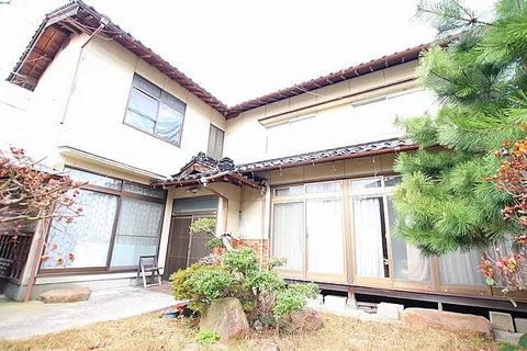 Used single-family home in Yonago City, Yonehara 7-chome, used house