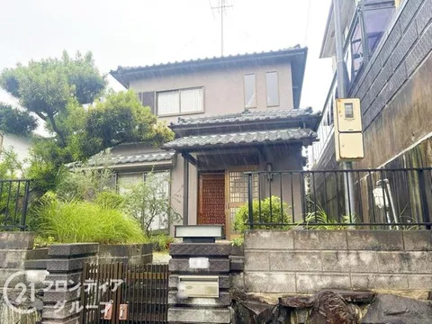 31 minutes by bus from Kintetsu Nara Line "Kintetsu Nara", 45-minute walk